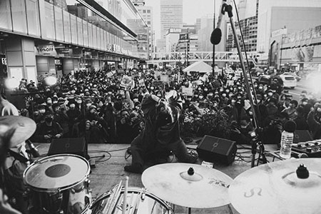 GEZAN : PHOTOGRAPHS OF A BAND ― 3人の写真家、写された時代「