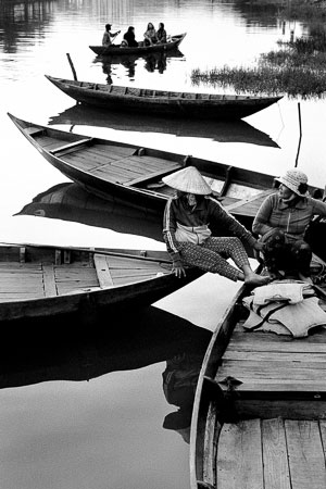 アンドラス・イクラディ Andras Ikladi「